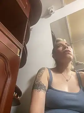 viktoria davis  online show from 03-16-26, 11:40