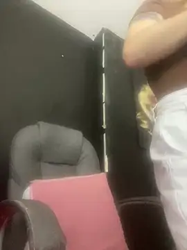 viktoria davis  online show from 02-28-26, 11:15