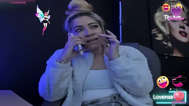 viktoria davis  online show from 11-24-25, 11:05