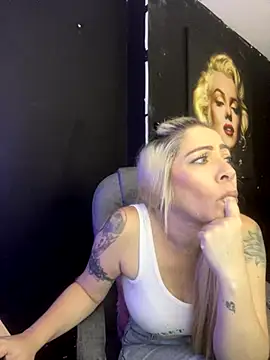 viktoria davis  online show from 11-17-25, 11:53