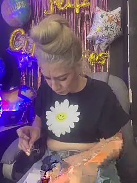 viktoria davis  online show from 12-19-25, 01:53