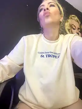 viktoria davis  online show from 11-14-25, 12:36