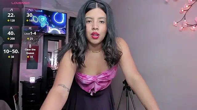 Snapshot of byanabrown chatting on 05-22-26, 11:25 byanabrown online show from 05-22-26, 11:25