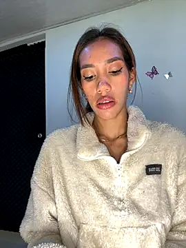 Snapshot of zoe_storm chatting on 09-29-25, 11:54 zoe storm online show from 09-29-25, 11:54