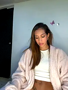 Snapshot of zoe_storm chatting on 10-11-25, 12:33 zoe storm online show from 10-11-25, 12:33