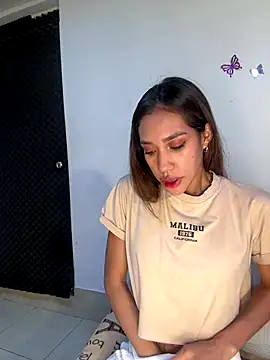 Snapshot of zoe_storm chatting on 11-28-25, 12:22 zoe storm online show from 11-28-25, 12:22