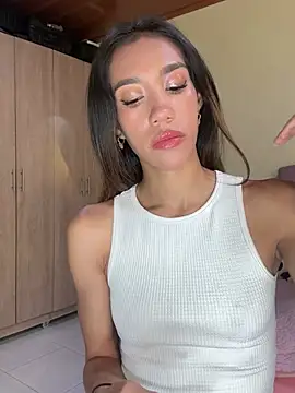 zoe storm online show from 06-11-26, 11:46