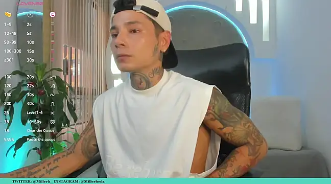 Snapshot of tattokoi chatting on 03-02-25, 10:13 tattokoi online show from 03-02-25, 10:13