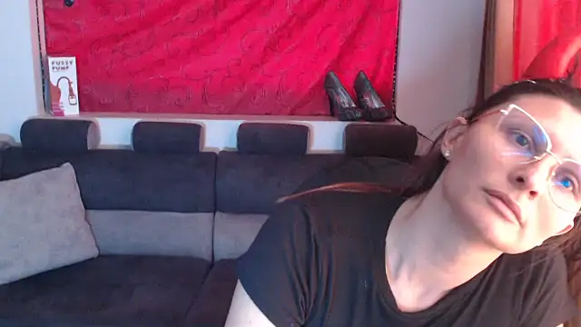 sachaclinford online show from 10-15-25, 06:05