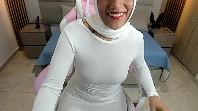 Zulema hamdi online show from 02-26-25, 05:42