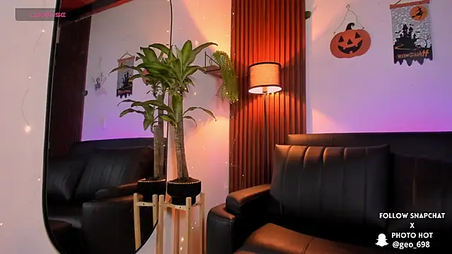 Georgina caruso online show from 10-18-25, 07:54