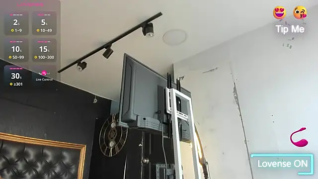 DalayMoore online show from 09-26-25, 07:54