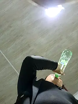 tania 23 online show from 02-18-25, 09:31