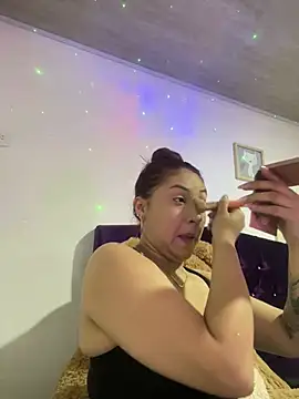 tania 23 online show from 03-07-25, 08:11