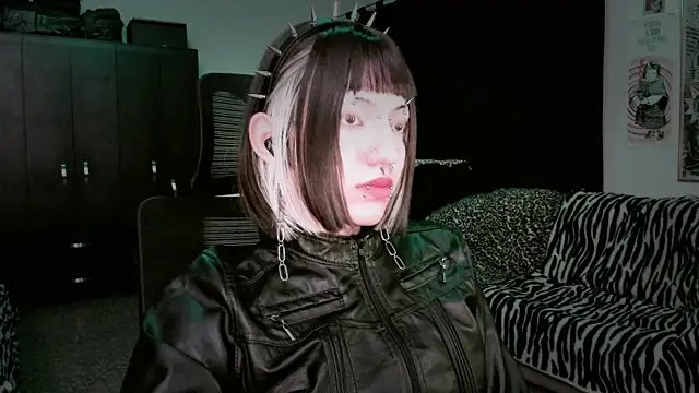 roxy toxic online show from 04-29-26, 12:59