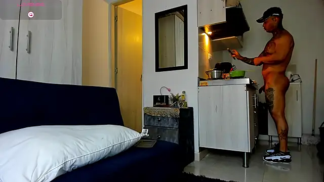 Snapshot of owen_freid chatting on 12-18-25, 06:34 owen freid online show from 12-18-25, 06:34