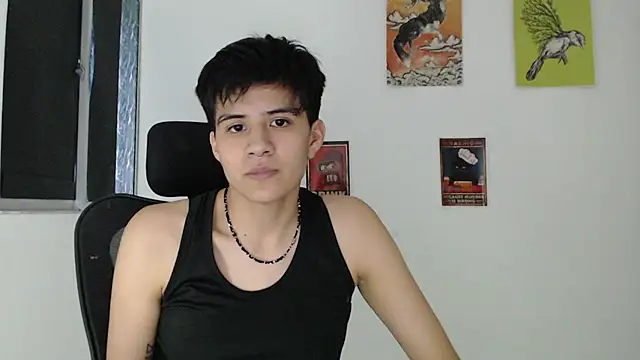 Snapshot of Dha_lia0 chatting on 07-08-26, 11:05 Dha lia0 online show from 07-08-26, 11:05