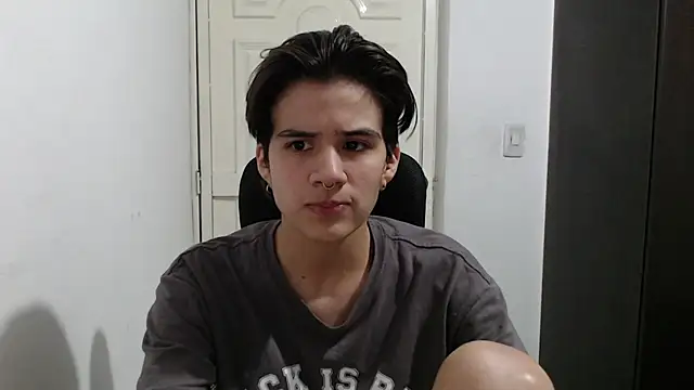 Dha lia0 online show from 01-18-25, 04:37