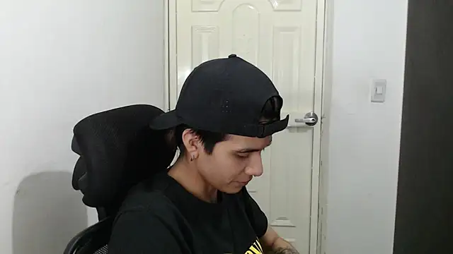 Dha lia0 online show from 01-20-25, 04:32