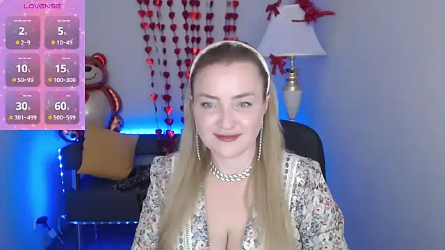 Grace Lane online show from 02-25-25, 02:04