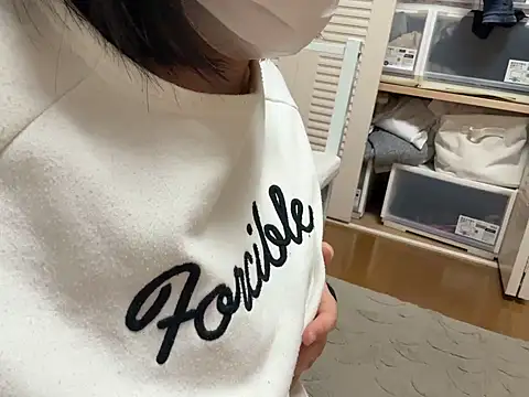riri riri jp online show from 05-25-26, 09:41