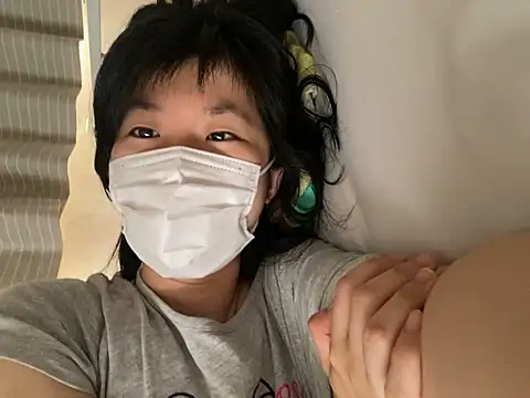 riri riri jp online show from 09-19-25, 11:42