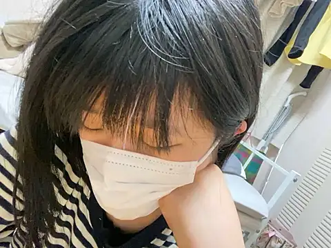 riri riri jp online show from 10-19-25, 03:37