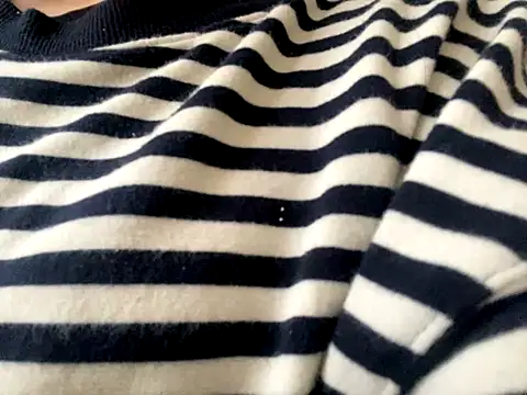 riri riri jp online show from 11-16-25, 02:49