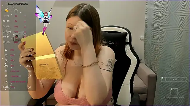 sophie mooreee online show from 11-24-25, 04:29