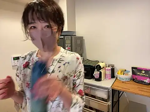 Snapshot of daako_oO chatting on 10-12-25, 02:57 daako oO online show from 10-12-25, 02:57