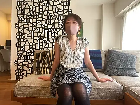 Snapshot of daako_oO chatting on 09-28-25, 03:24 daako oO online show from 09-28-25, 03:24