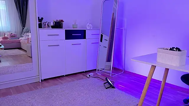Snapshot of PatriciaSpice chatting on 06-10-26, 04:35 PatriciaSpice online show from 06-10-26, 04:35