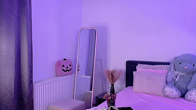 PatriciaSpice online show from 04-19-26, 03:40