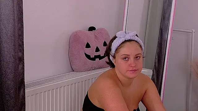 PatriciaSpice online show from 04-16-26, 04:02