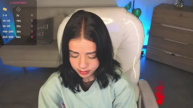 Nicole Foxx  online show from 03-09-26, 08:12