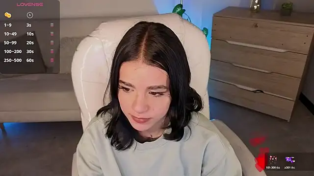 Nicole Foxx  online show from 03-16-26, 07:49