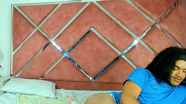 Snapshot of DanteAndKyle chatting on 03-10-25, 11:38 DanteAndKyle online show from 03-10-25, 11:38