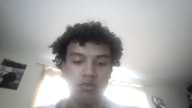 Snapshot of DanteAndKyle chatting on 10-16-25, 04:59 DanteAndKyle online show from 10-16-25, 04:59