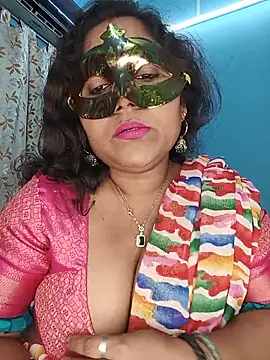 hevensex143 online show from 05-19-26, 07:54