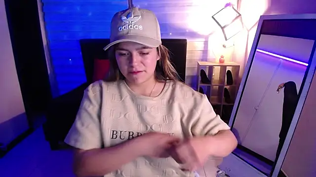 Kitten Cam online show from 11-07-25, 03:11