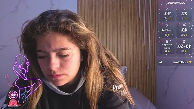 Kitten Cam online show from 11-29-25, 01:00