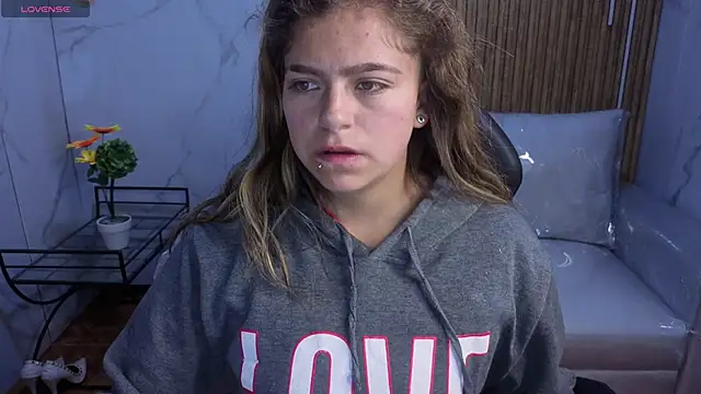 Kitten Cam online show from 02-07-26, 12:13