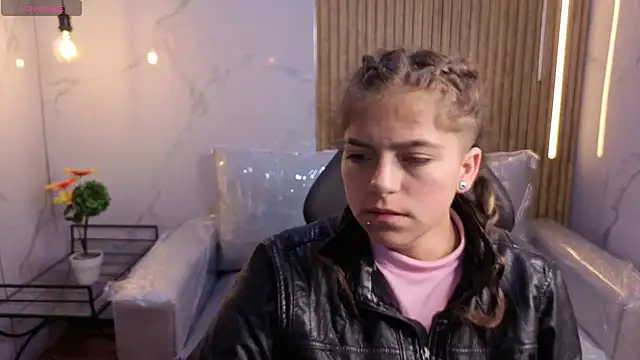 Kitten Cam online show from 02-15-26, 04:35