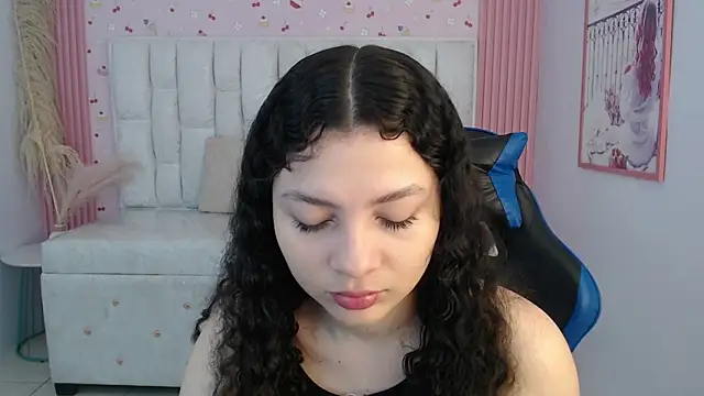 shalon diaz s online show from 11-21-25, 01:43