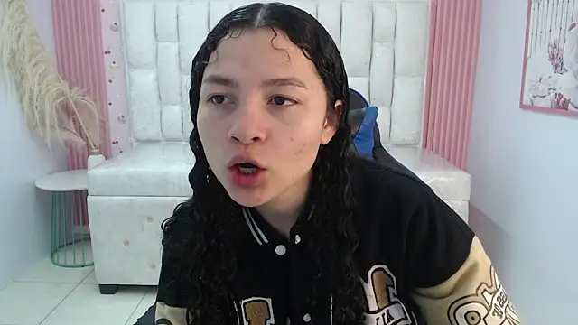 shalon diaz s online show from 12-20-25, 01:03