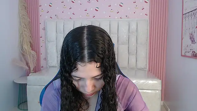 shalon diaz s online show from 12-04-25, 01:10