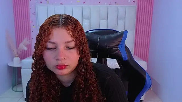 Snapshot of shalon_diaz_s chatting on 06-03-26, 01:12 shalon diaz s online show from 06-03-26, 01:12
