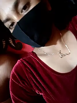 Snapshot of Hot_couple_1 chatting on 03-08-26, 04:21 Hot couple 1 online show from 03-08-26, 04:21