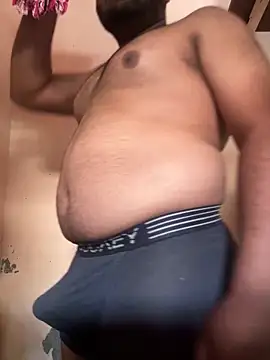 Snapshot of hireom55 chatting on 02-05-26, 07:48 hireom55 online show from 02-05-26, 07:48