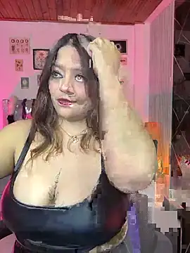 Snapshot of victoria__floyd chatting on 07-01-26, 11:38 victoria floyd online show from 07-01-26, 11:38